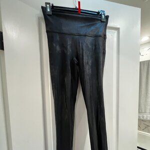 Spanx Faux Leather Leggings Size Medium